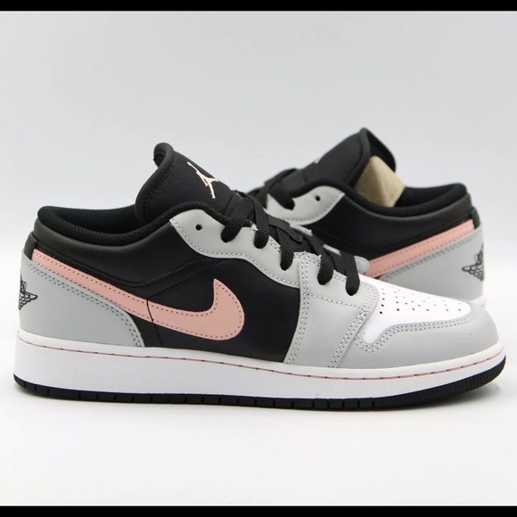 Jordan Shoes - NEW Air Jordan 1 Low GS Black Grey Pink